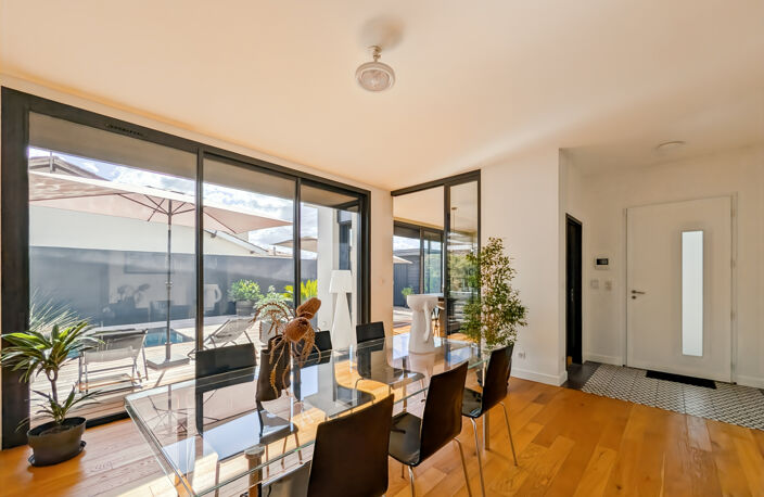 33700 MÉRIGNAC   ARLAC   MAISON 5 PIÈCES DE 152 M2   4 CHAMB — photo 5