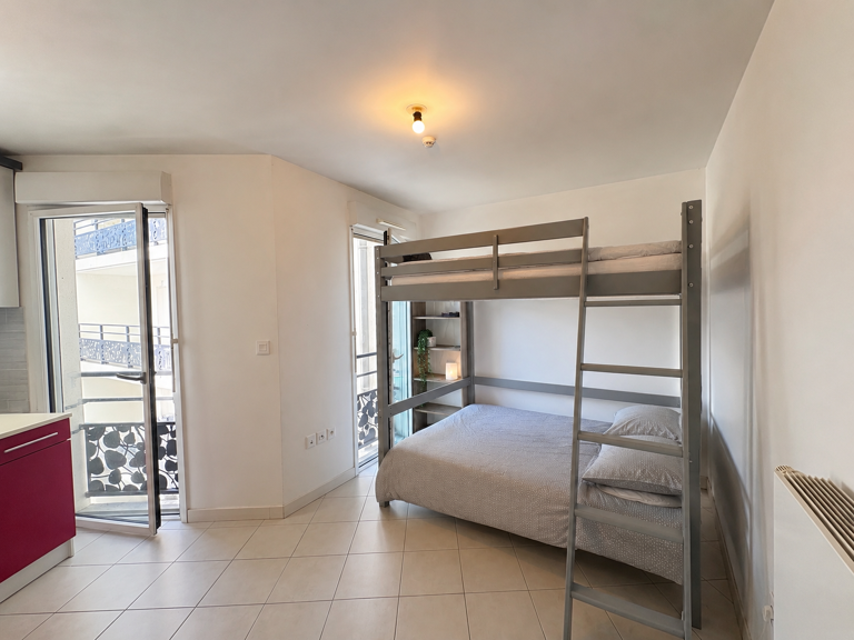 A LOUER, Appartement T1 avec parking   Les Sables-d'Olonne — photo 1