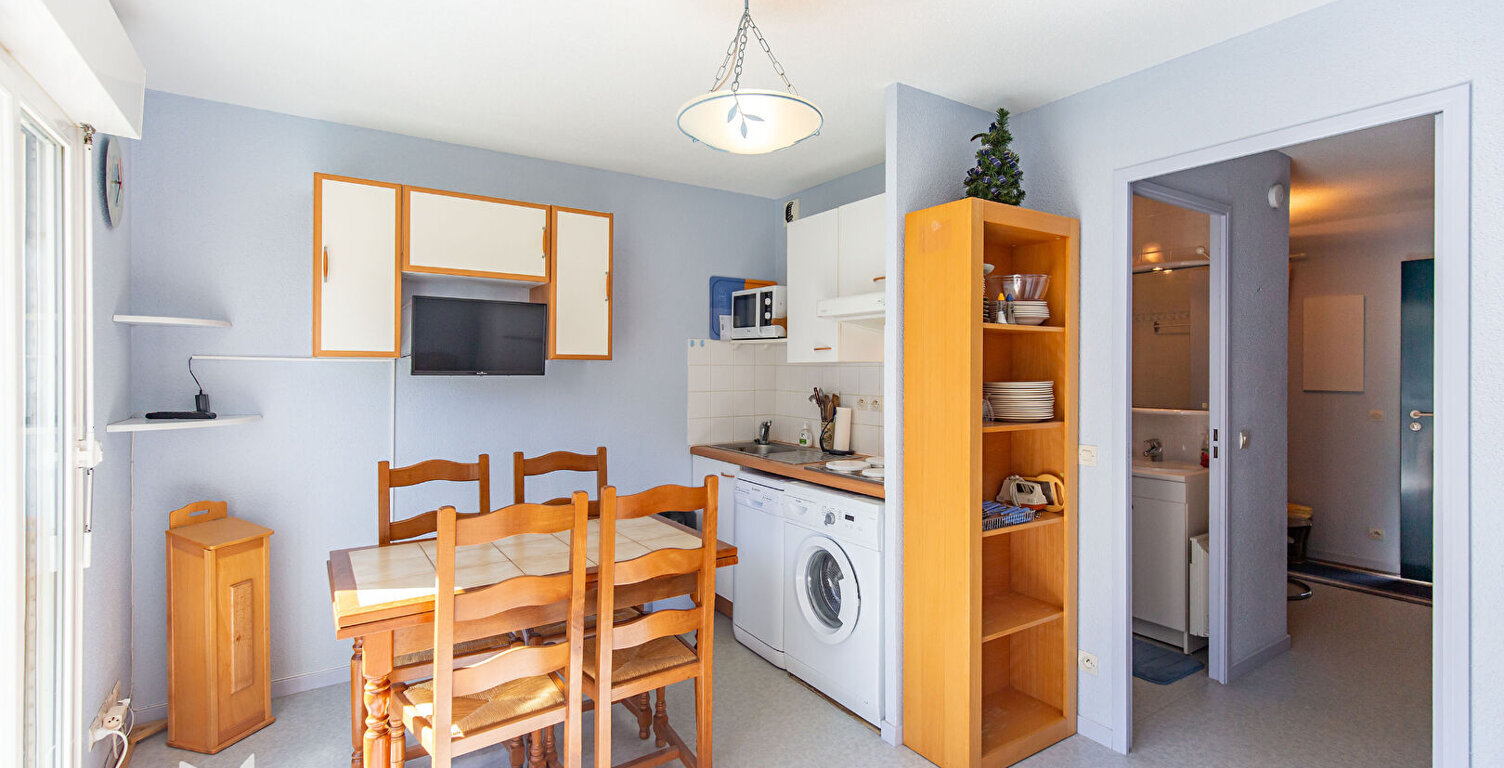 DUPLEX — photo 1