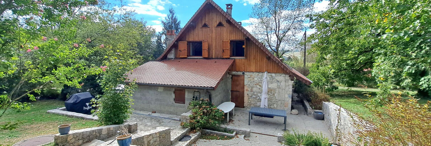 Maison 9 Pièces 165 m² à vendre à Attignat-Oncin (73610)
