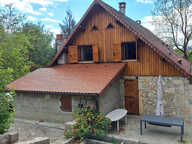 Attignat -Oncin,  Bâtisse de charme de 165 m² sur 808m² de terrain — photo 2