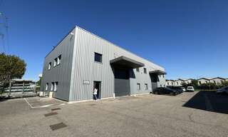 Commerce  310 m² à louer à Saint-Priest (69800)
