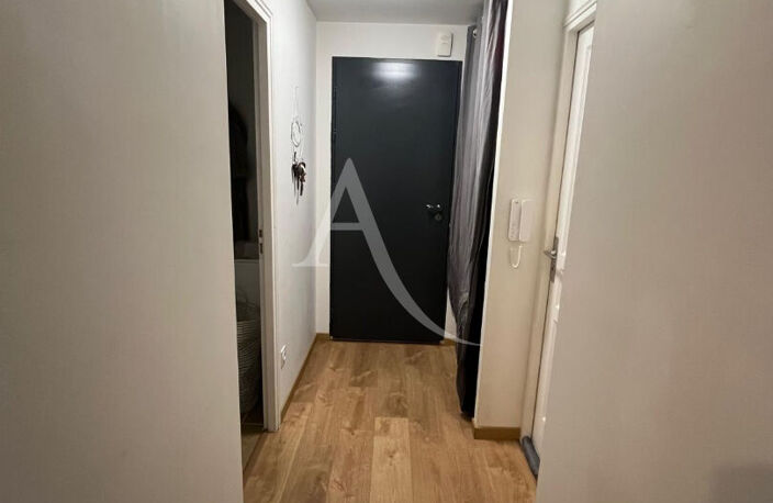 Appartement T3 rénové au centre ville de Rabastens ! — photo 3
