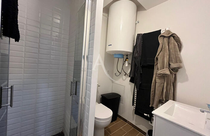Appartement T3 rénové au centre ville de Rabastens ! — photo 4