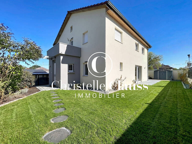 Maison à Saint Louis de 7 pièces, 174 m2 — photo 1