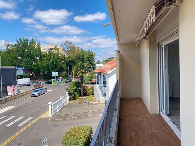 Pau - Quartier Tourasse : T4 de 85,95 m² à rafraîchir avec garage — photo du bien