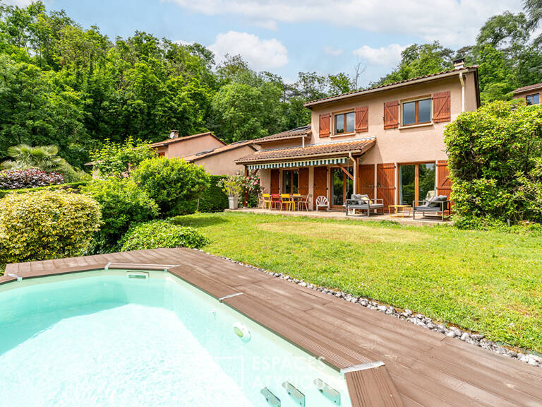 Maison familiale au calme dans un écrin de verdure — photo 1