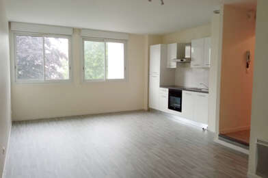 Appartement 3 pièces 803 €
