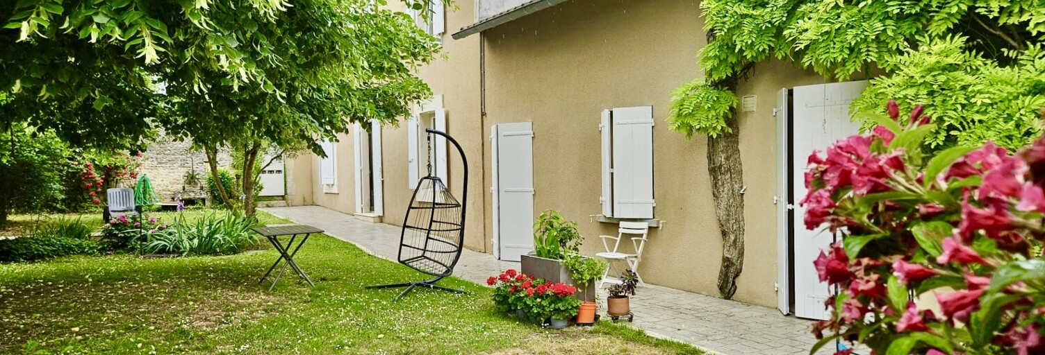 Maison 7 Pièces 175 m² à vendre à Triac-Lautrait (16200)