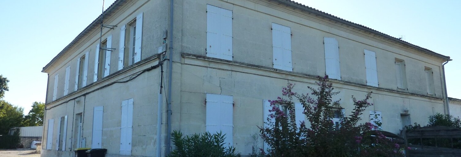 Immeuble  629 m² à vendre à Saujon (17600)
