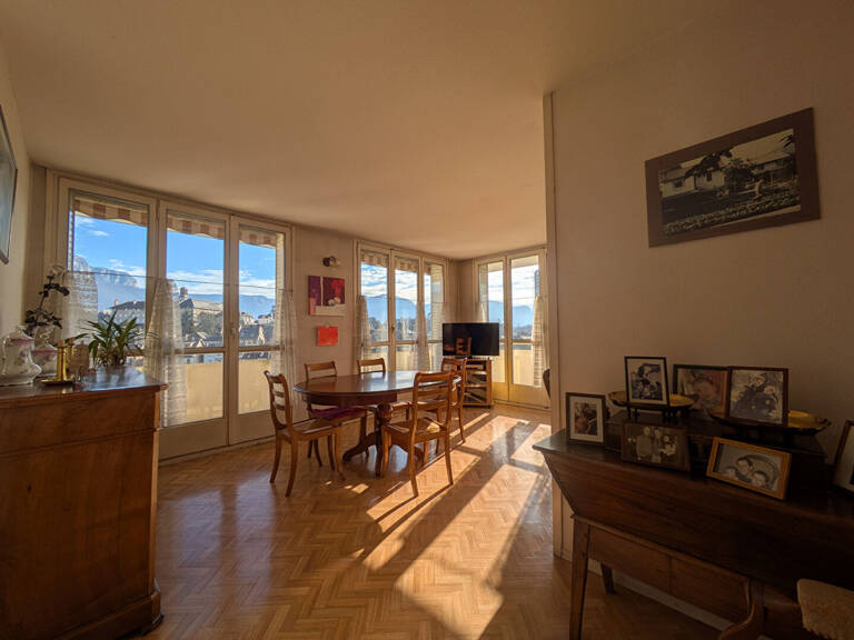 Appartement 3 pièces à vendre au dernier étage à Chambéry — photo 1