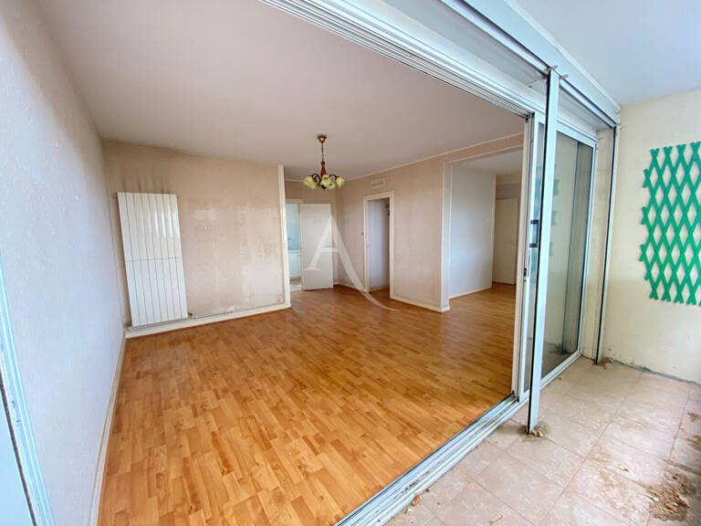 Appartement 3 pièces avec balcon, loggia et garage — photo 1