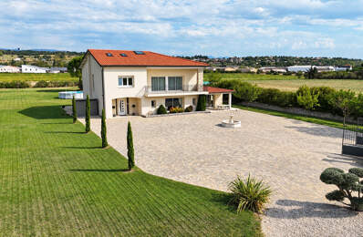 MAGNIFIQUE MAISON RENOVEE DE 270 M² SUR UNE PARCELLE DE 5030 M² — photo du bien
