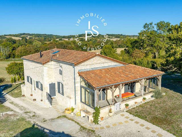 Maison en pierre  entiérement rénovée du 19e siècle avec dépendance entre Cancon et Villeréal. — photo du bien