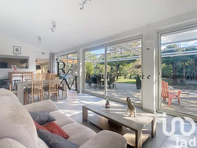 Vente Maison/villa 12 pièces — photo du bien