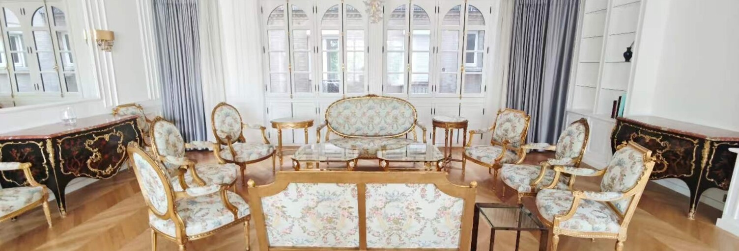Appartement 6 Pièces 225 m² à louer à Paris 7 (75007)