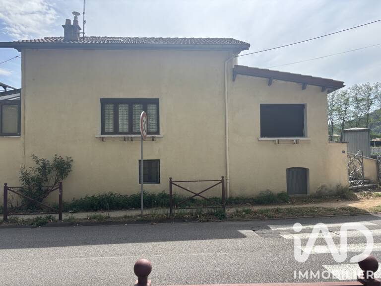 Vente Maison/villa 4 pièces — photo 1