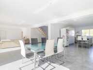 PAVILLON CONTEMPORAIN AVEC VIE DE PLAIN PIED — photo 4