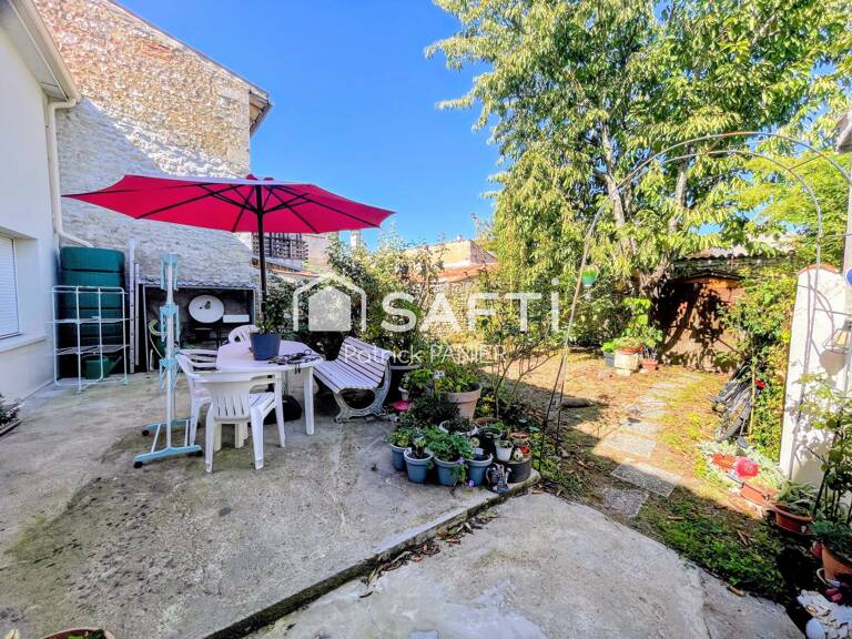 Maison lumineuse avec jardin et 2 studios loués ! — photo 1