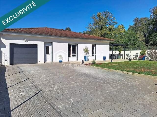Charmante maison de plain-pied au cœur de Villieu — photo du bien