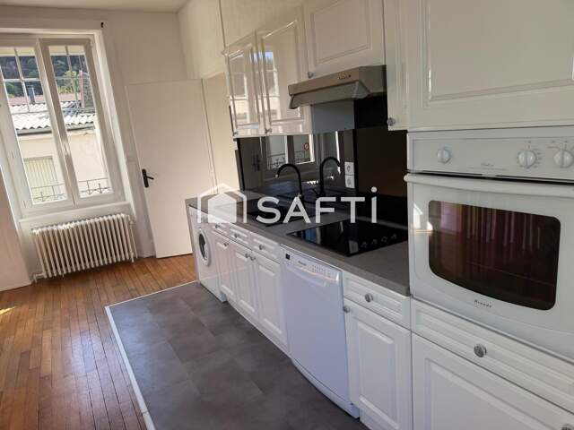 REMIREMONT CENTRE  APPARTEMENT DE CHARME ET DE CARACTÈRE — photo du bien