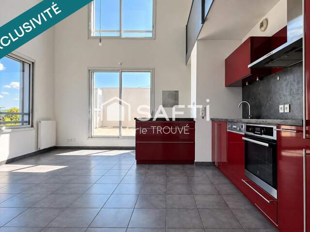 Appartement T4 en duplex avec belle terrasse ensoleillée — photo du bien
