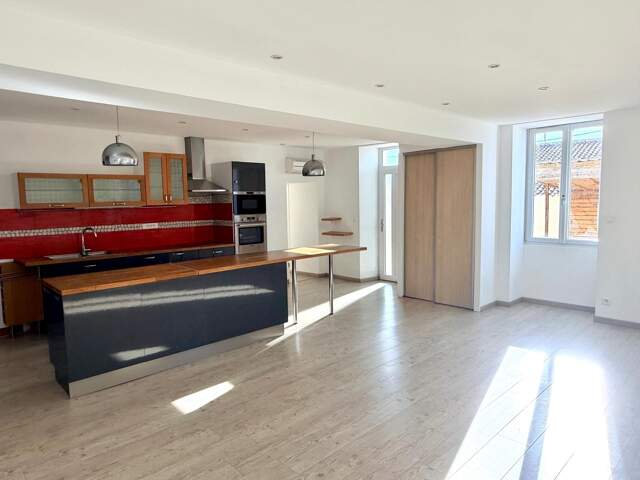 Maison 141m2- 6 pièces — photo du bien