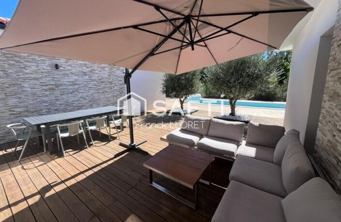 Magnifique contemporaine de 4 chambres, piscine carrelée, garage, terrain 786m² — photo 5