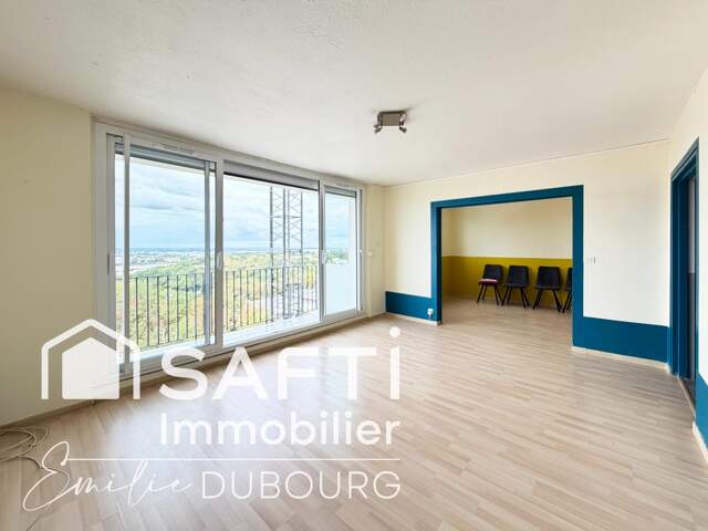 Cenon  Appartement lumineux avec vue panoramique sur Bordeaux — photo du bien