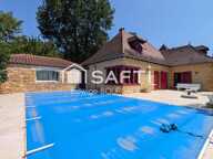 Maison en pierre avec pigeonnier et piscine — photo 2
