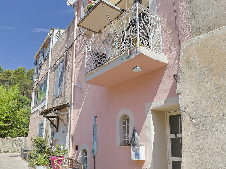 LA FARLÈDE   MAISON DE VILLE T4 DE  111m2 2 AVEC TERRASSE ET  BALCON — photo 1
