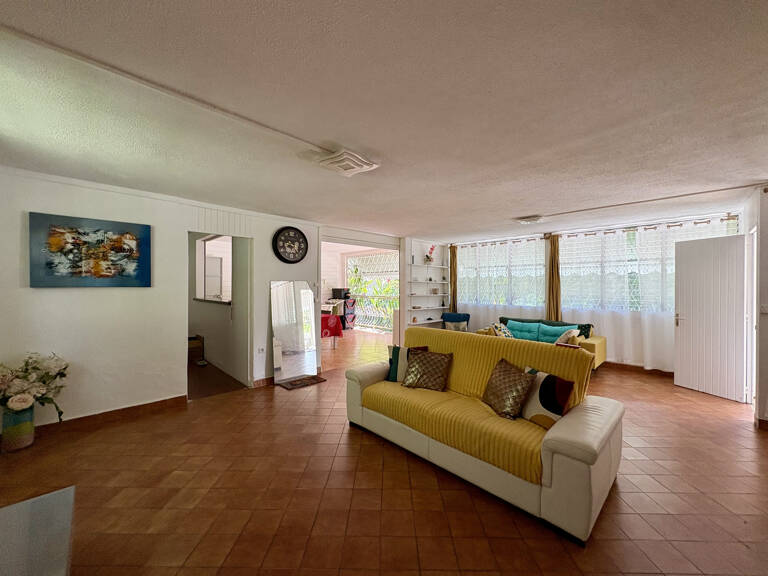MAISON T3 HAUTEURS LEZARDE LOUEE VIDE TERRAIN DE 949M2 — photo 1