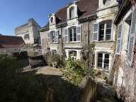 Très bel Hôtel particulier du XVII ème idéalement situé — photo 2