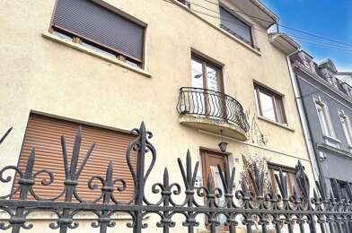 Immeuble  750000 €