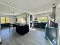 PAVILLON  PLAIN PIED 5 CHAMBRES BUREAU ET GARAGE AUX PORTES DE NIORT ! — photo 3