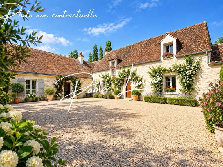 Belle propriété sur 1.34 ha, bordée par un ruisseau — photo 1