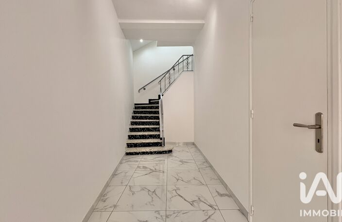 Vente Immeuble 130 m&sup2; — photo 2
