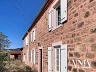 EXCLUSIVITÉ - Maison en pierre avec dépendances sur un terra — photo 3