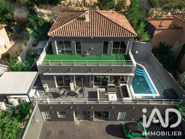 Vente Maison d'architecte 8 pièces — photo du bien