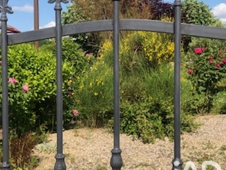Vente Maison/villa 9 pièces — photo 1