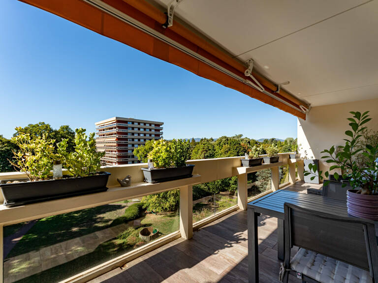 ÉCULLY CENTRE   Grand Appartement   Terrasse   4 chambres   Garage double — photo 1