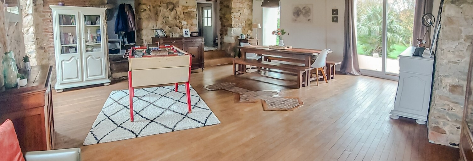 Maison 10 Pièces 236 m² à vendre à Trémentines (49340)