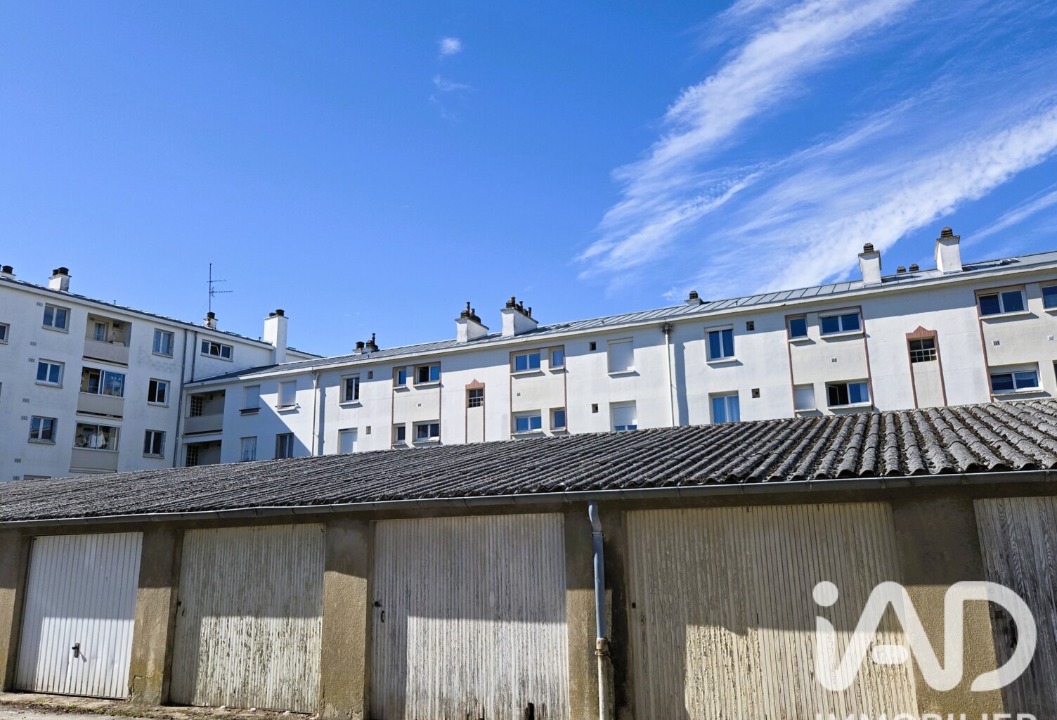 Vente Garage 14 m&sup2; — photo 1