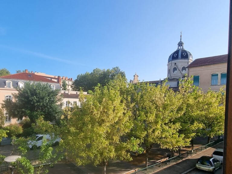 VENTE LYON 69001 - CROIX ROUSSE CHARTREUX BEL APPARTEMENT MEUBLE T1 BIS 39M2 DANS RESIDENCE STANDING AVEC G — photo 1
