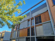 VENTE LYON 69001 - CROIX ROUSSE CHARTREUX BEL APPARTEMENT MEUBLE T1 BIS 39M2 DANS RESIDENCE STANDING AVEC G — photo 2