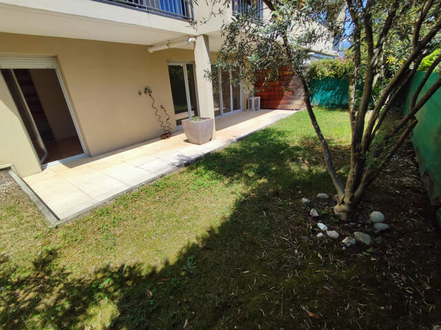 REZ DE JARDIN MONTBONNOT — photo du bien