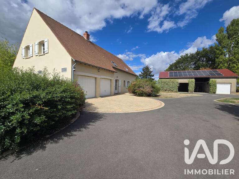 Vente Maison/villa 9 pièces — photo 1