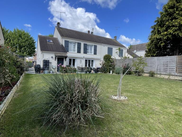 Vente Maison/villa 4 pièces — photo 1