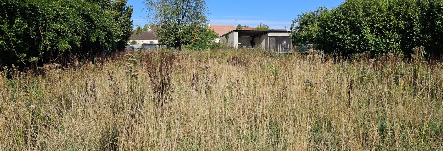 Terrain  817 m² à vendre à Ully-Saint-Georges (60730)