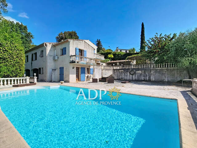 Enchères vente immo inter-actives Maison familiale avec piscin — photo du bien